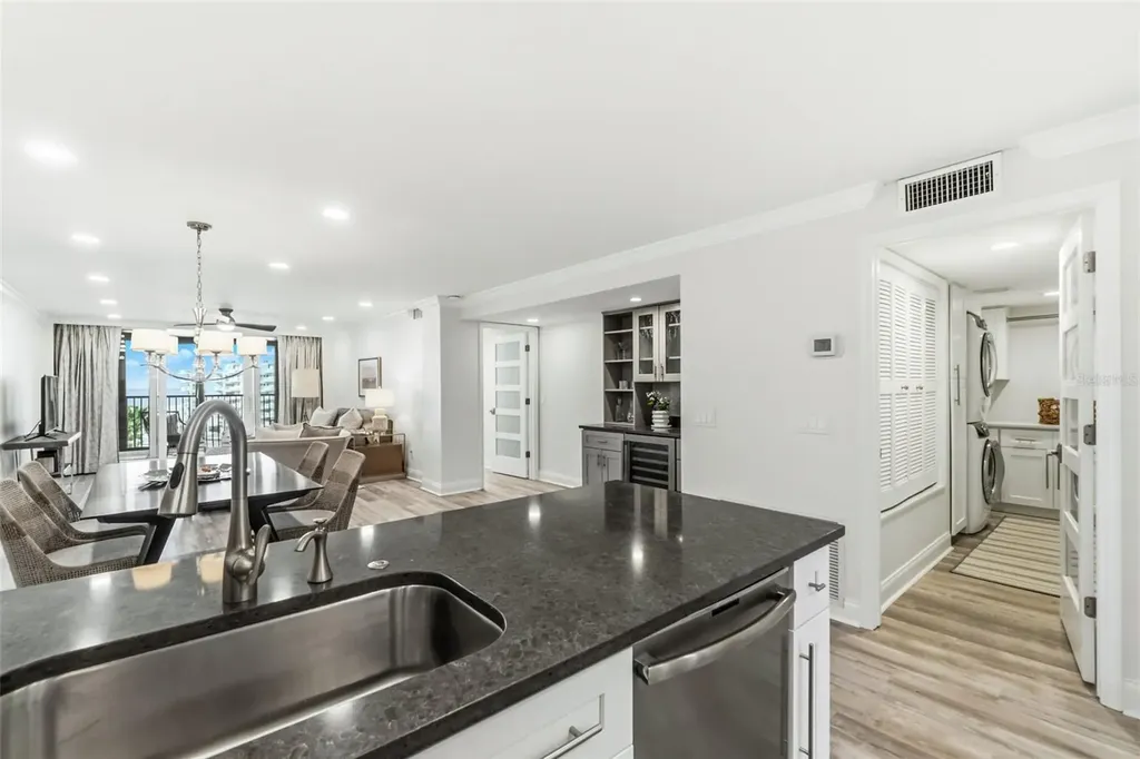 5880 Midnight Pass Road Sarasota FL 34242