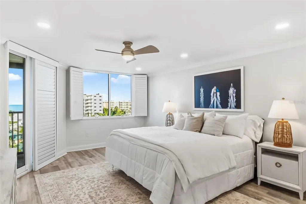 5880 Midnight Pass Road Sarasota FL 34242