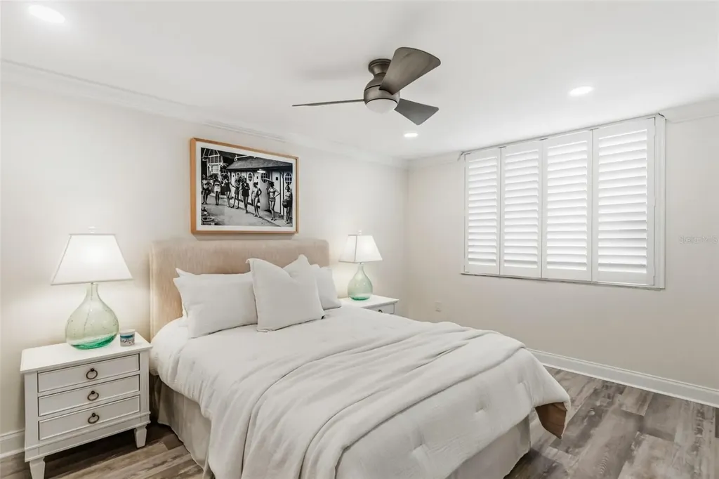 5880 Midnight Pass Road Sarasota FL 34242