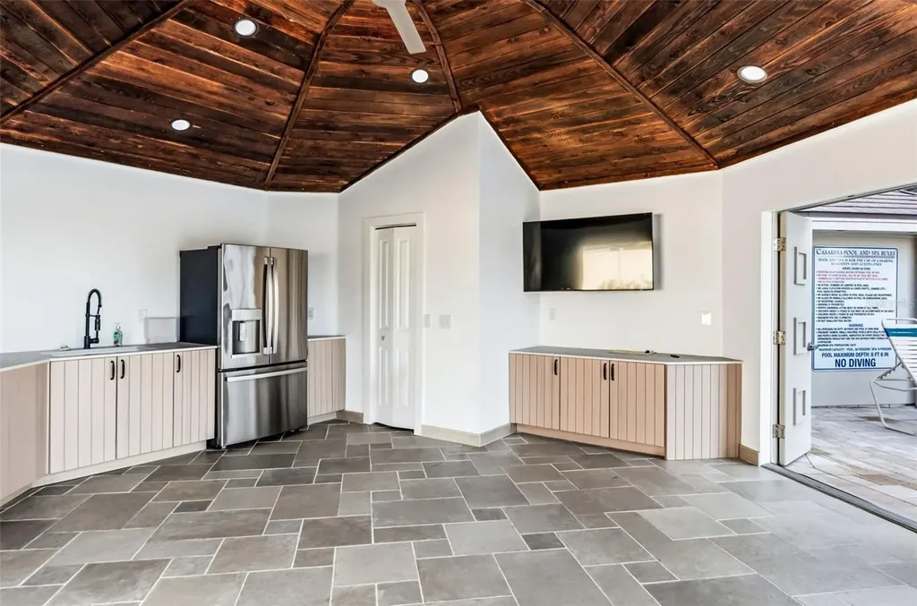 5880 Midnight Pass Road Sarasota FL 34242