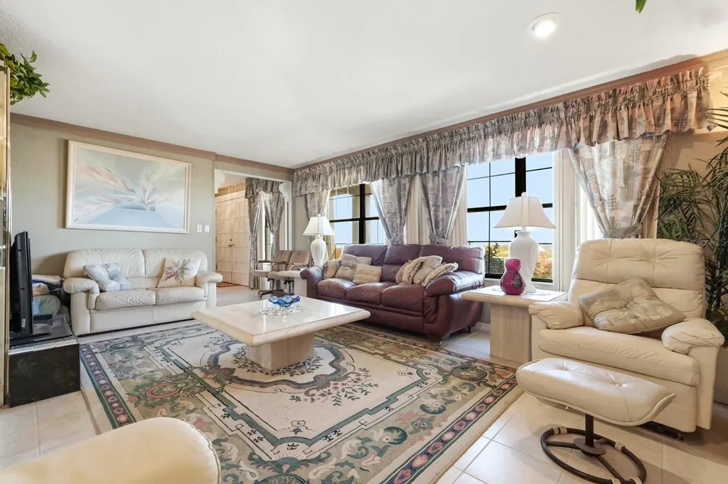 2944 Ocean Shore Boulevard Ormond Beach FL 32176