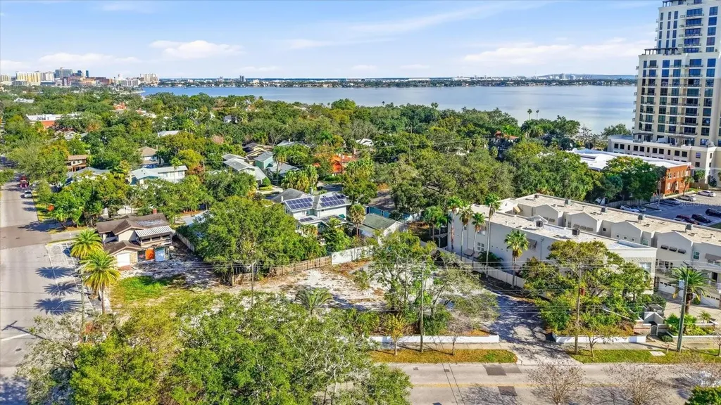 1504 S Howard Avenue Tampa FL 33606