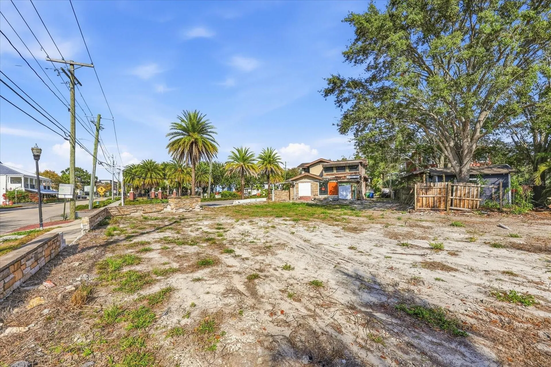 1504 S Howard Avenue Tampa FL 33606