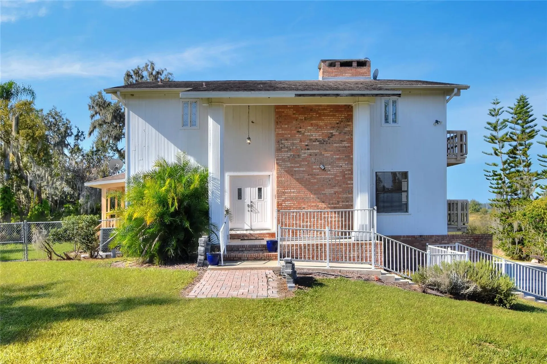 1505 W 60 Highway Plant City FL 33567