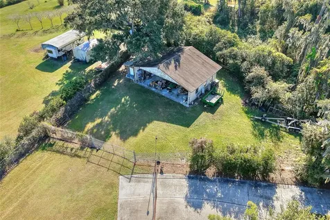 1505 W 60 Highway Plant City FL 33567