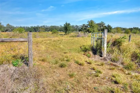 1505 W 60 Highway Plant City FL 33567