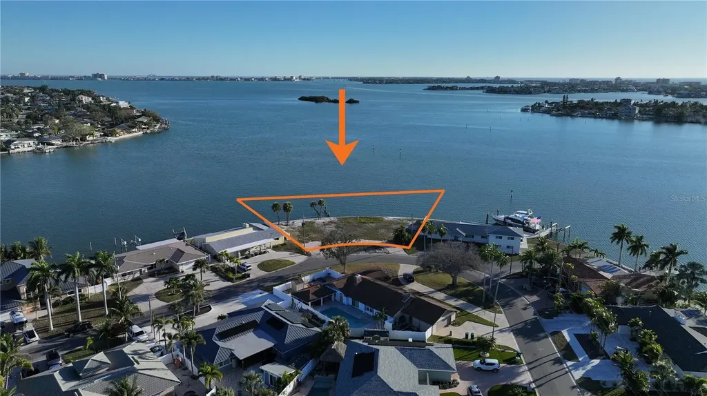 1503 Sea Gull Drive S St Petersburg FL 33707