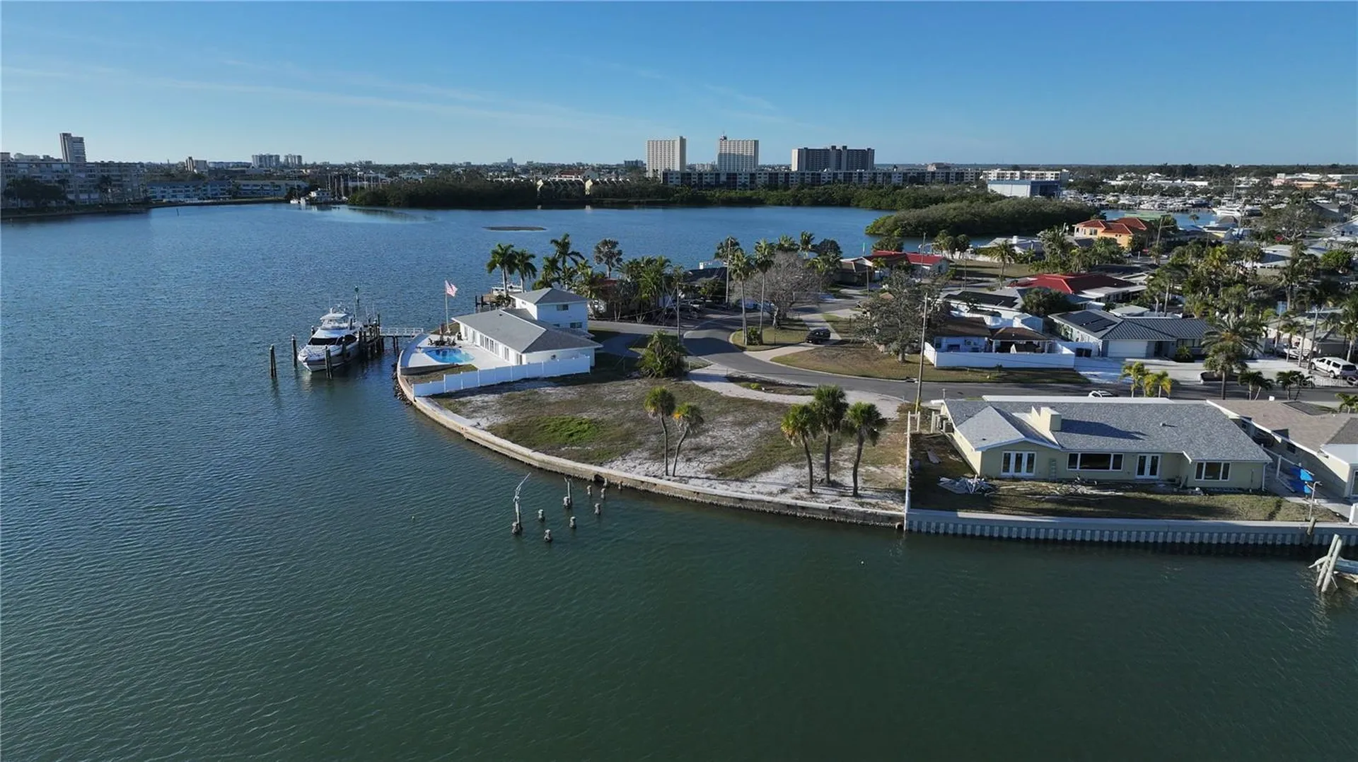 1503 Sea Gull Drive S St Petersburg FL 33707