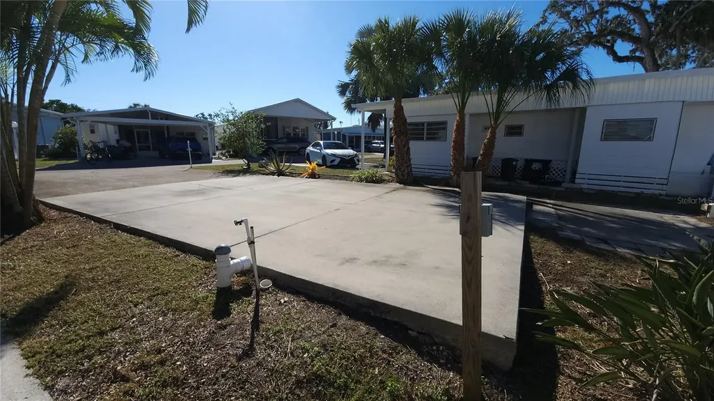 3275 26th Avenue E Bradenton FL 34208