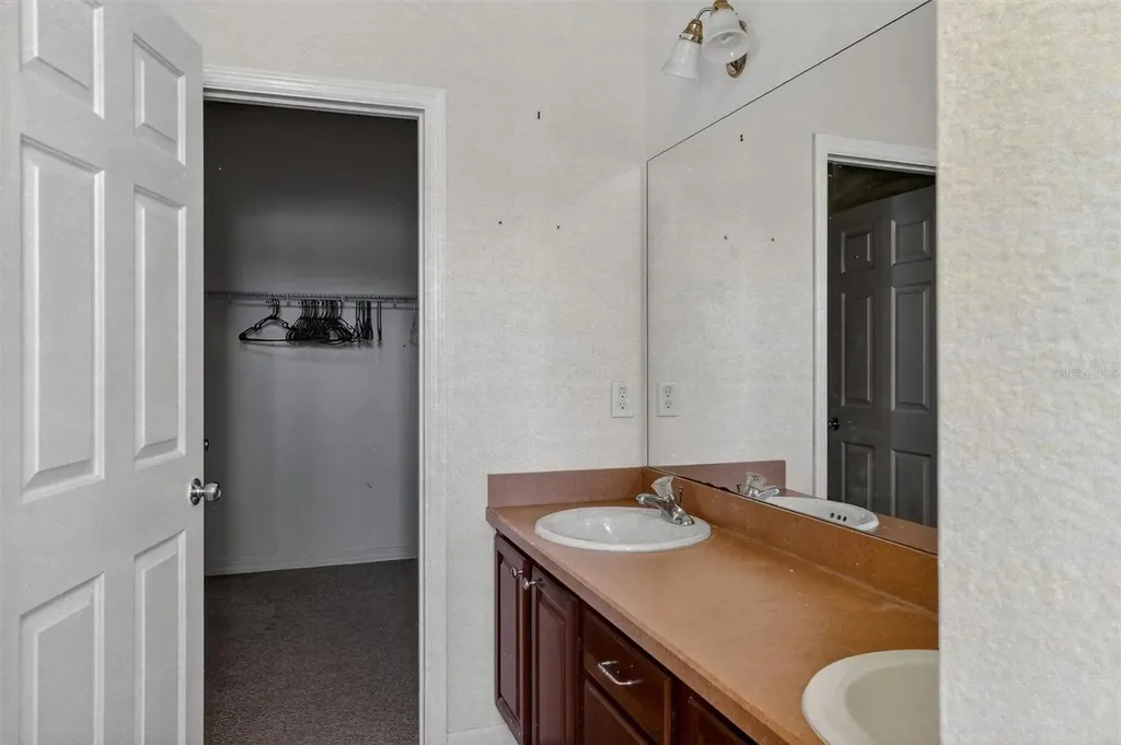 2122 Dumas Drive Deltona FL 32738