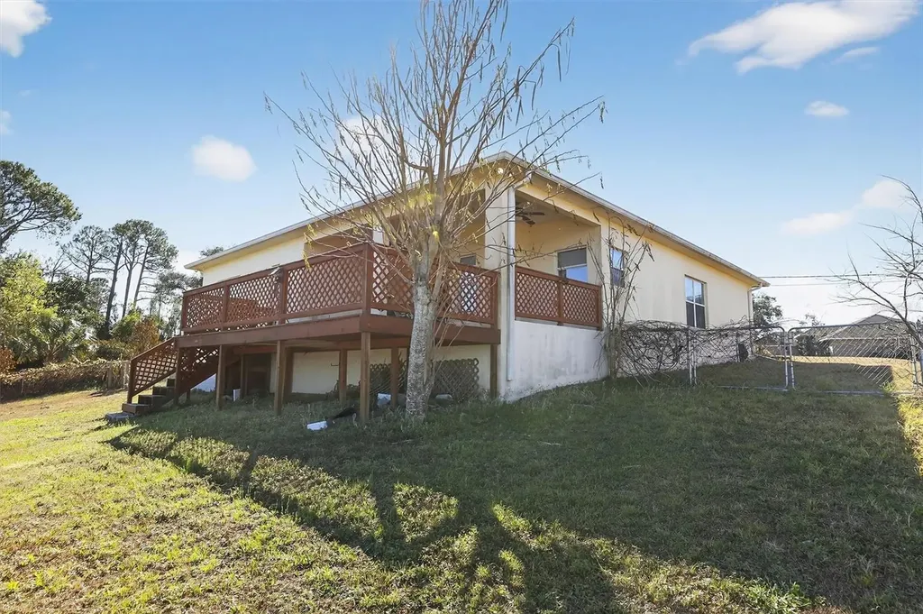 2122 Dumas Drive Deltona FL 32738