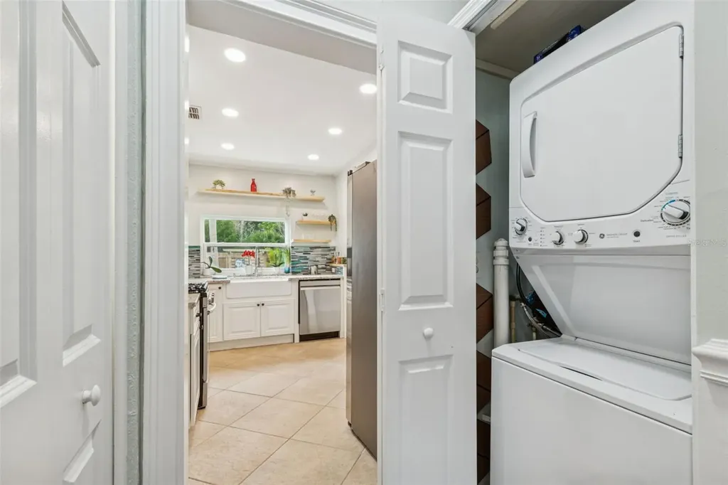 305 Grand Boulevard Tarpon Springs FL 34689