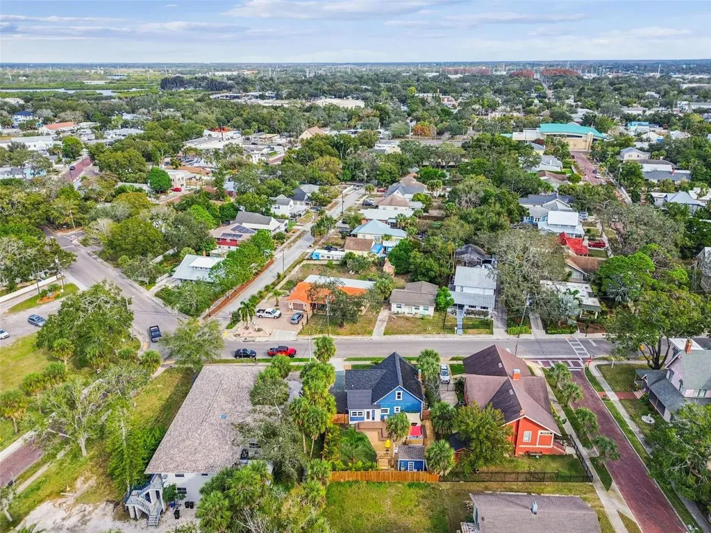 305 Grand Boulevard Tarpon Springs FL 34689
