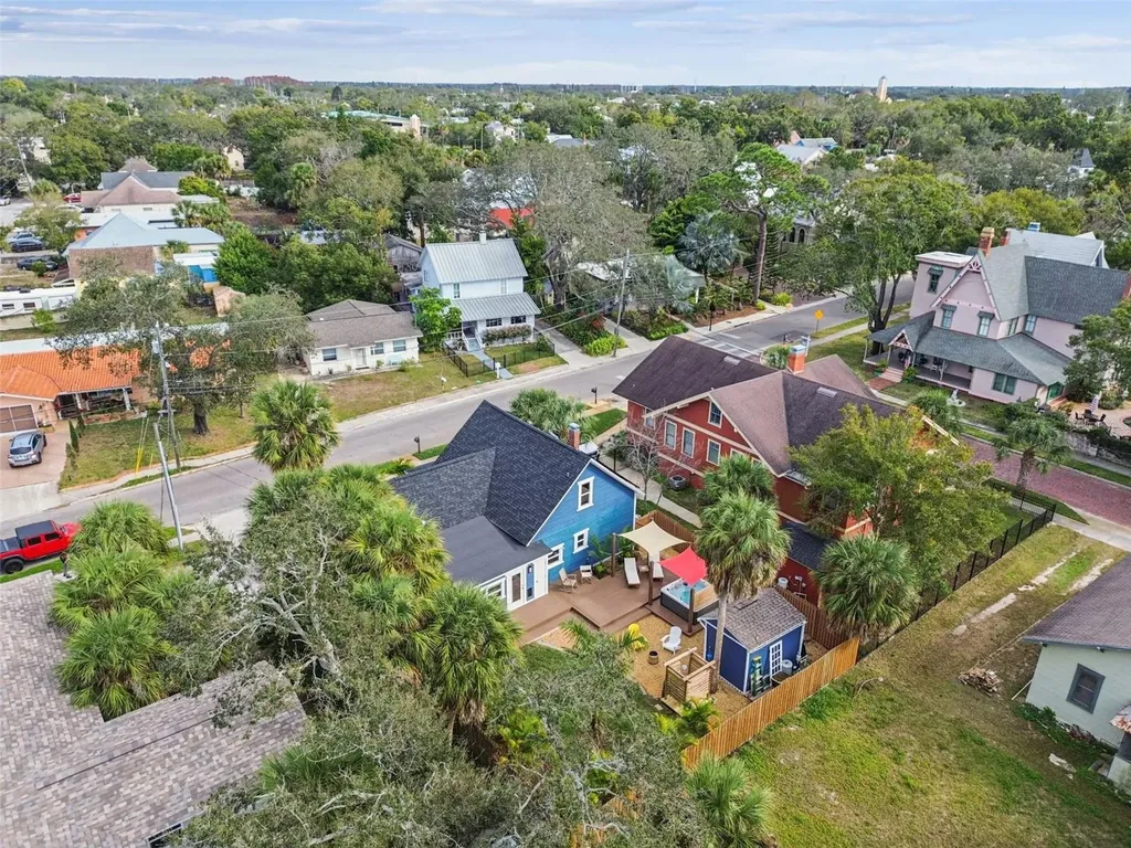 305 Grand Boulevard Tarpon Springs FL 34689