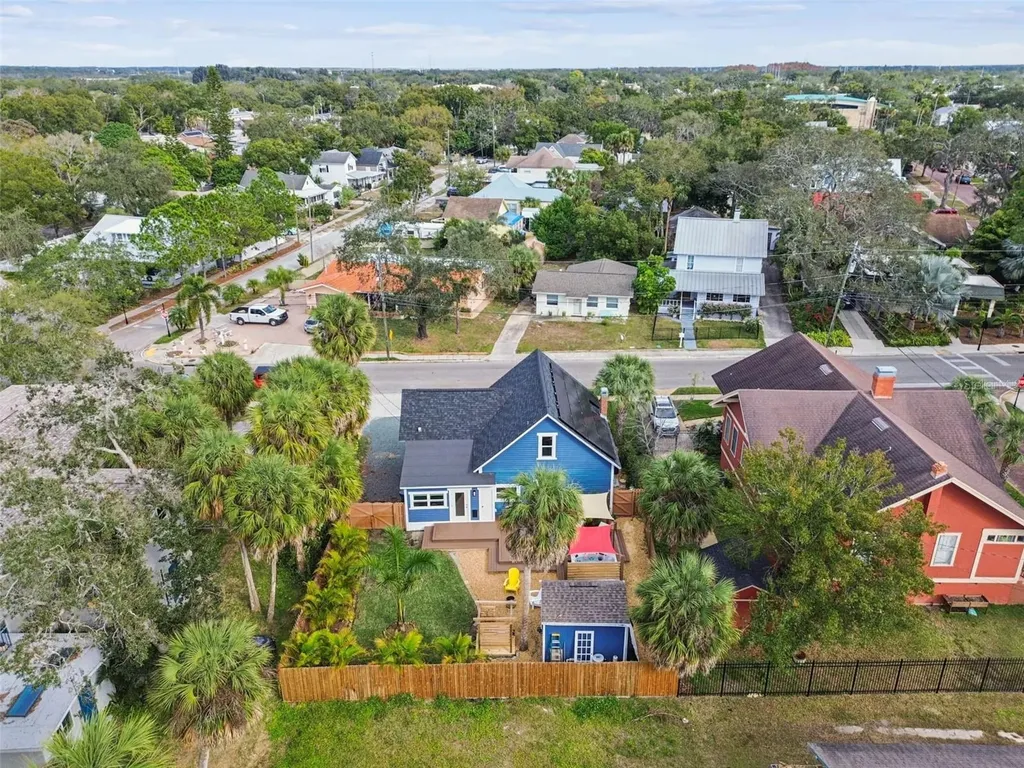 305 Grand Boulevard Tarpon Springs FL 34689