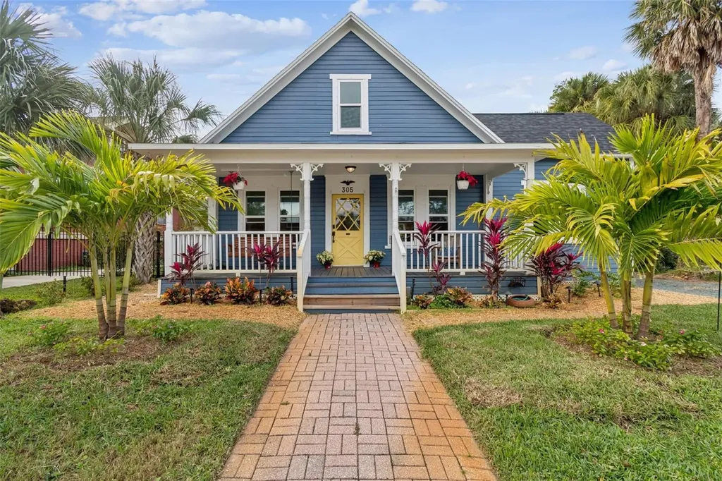 305 Grand Boulevard Tarpon Springs FL 34689