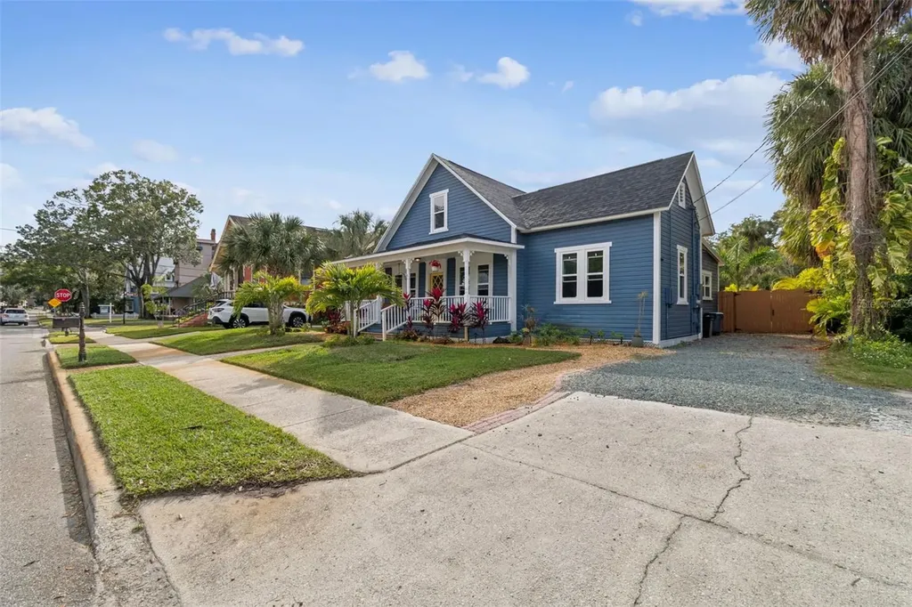 305 Grand Boulevard Tarpon Springs FL 34689