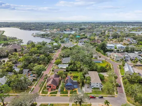 305 Grand Boulevard Tarpon Springs FL 34689