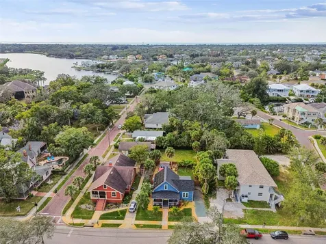 305 Grand Boulevard Tarpon Springs FL 34689