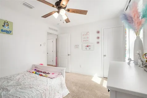 5419 SW 215 Terrace Newberry FL 32669