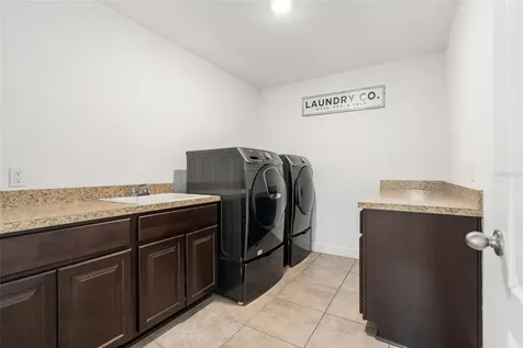 5419 SW 215 Terrace Newberry FL 32669