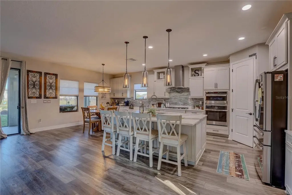 14536 Woodland Spur Drive Lithia FL 33547