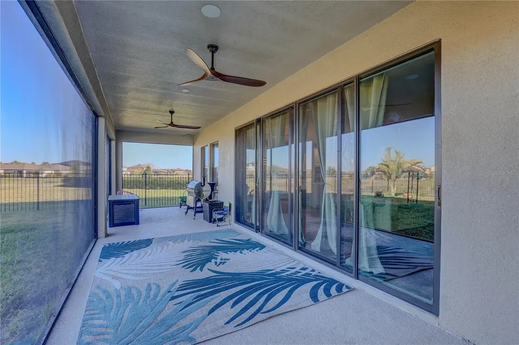 14536 Woodland Spur Drive Lithia FL 33547
