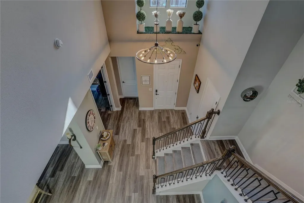 14536 Woodland Spur Drive Lithia FL 33547