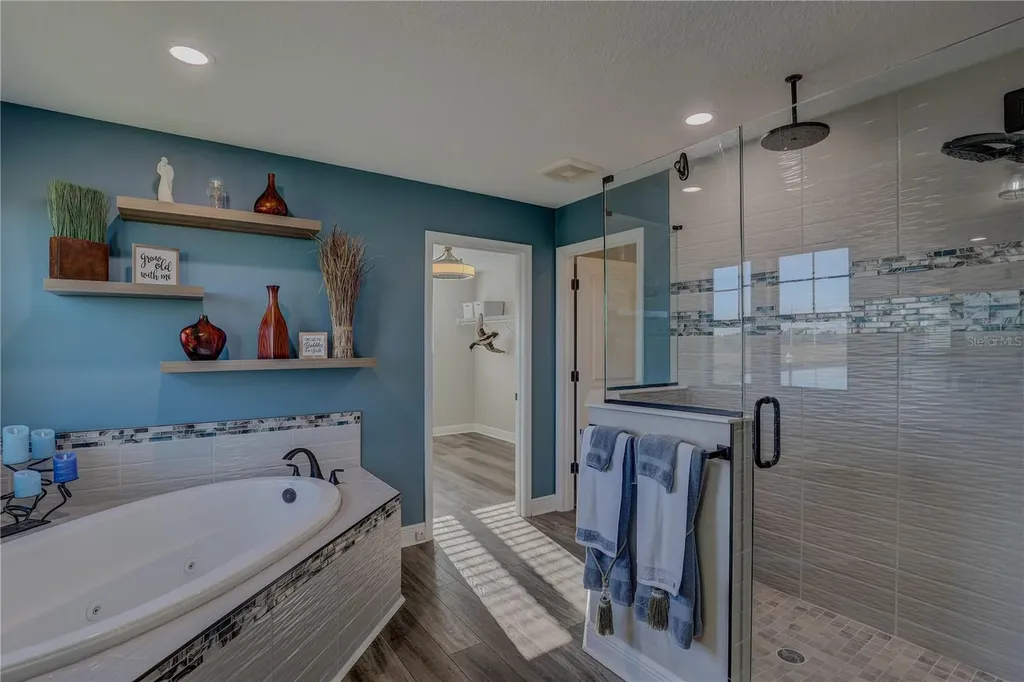 14536 Woodland Spur Drive Lithia FL 33547