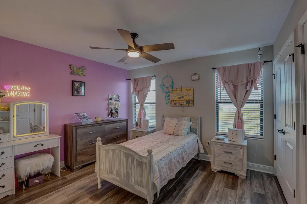 14536 Woodland Spur Drive Lithia FL 33547