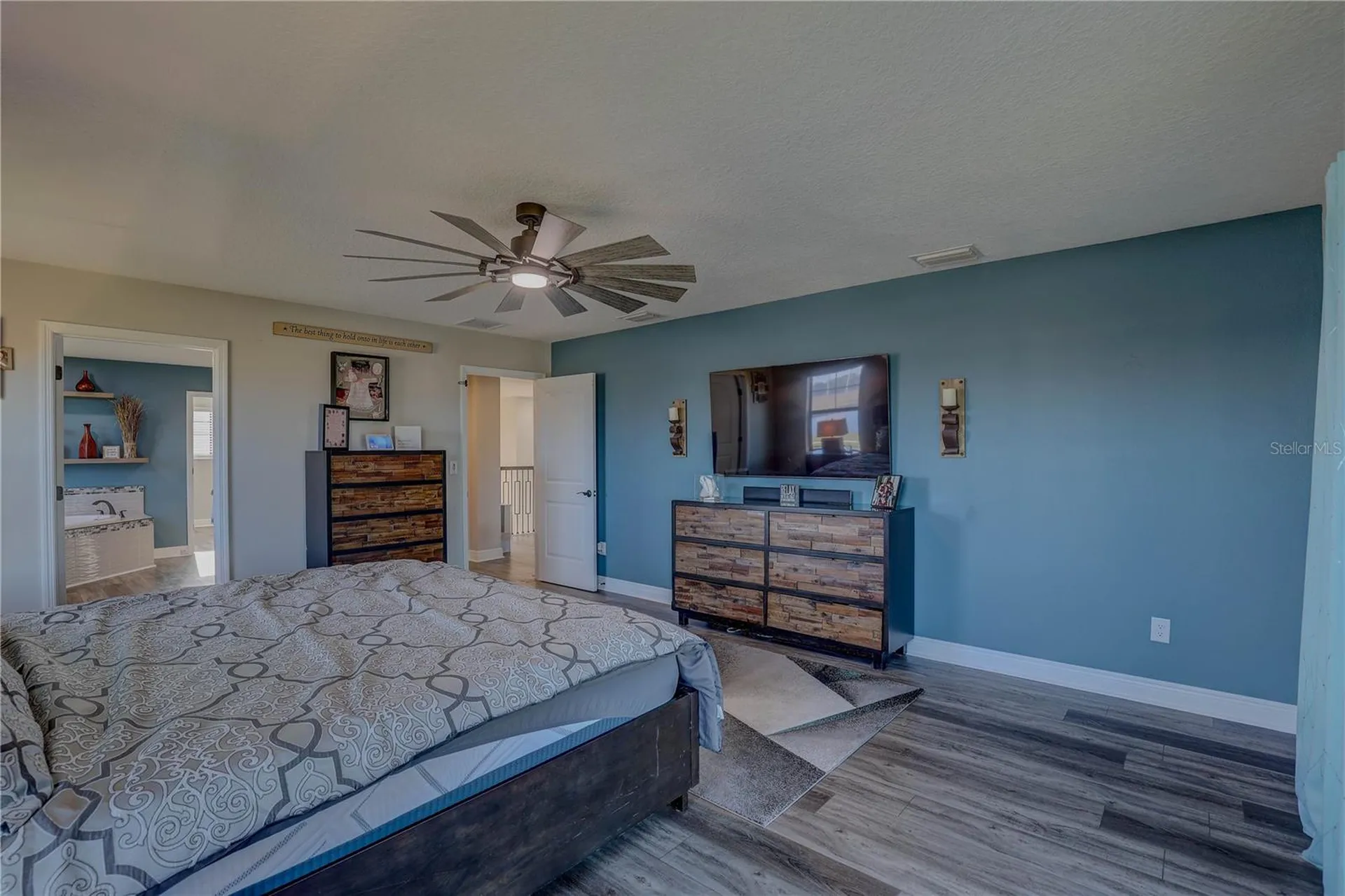 14536 Woodland Spur Drive Lithia FL 33547