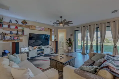 14536 Woodland Spur Drive Lithia FL 33547
