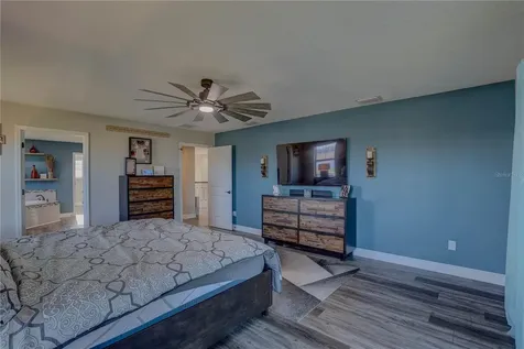 14536 Woodland Spur Drive Lithia FL 33547