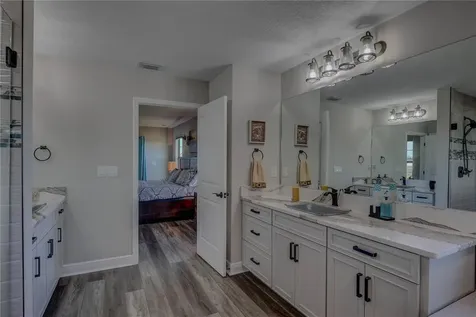 14536 Woodland Spur Drive Lithia FL 33547