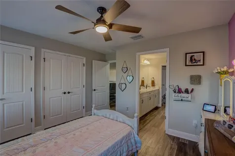 14536 Woodland Spur Drive Lithia FL 33547