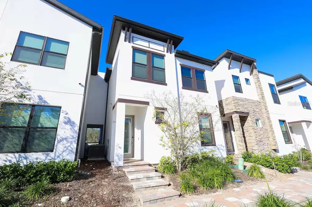216 Villa Domani Circle Davenport FL 33896