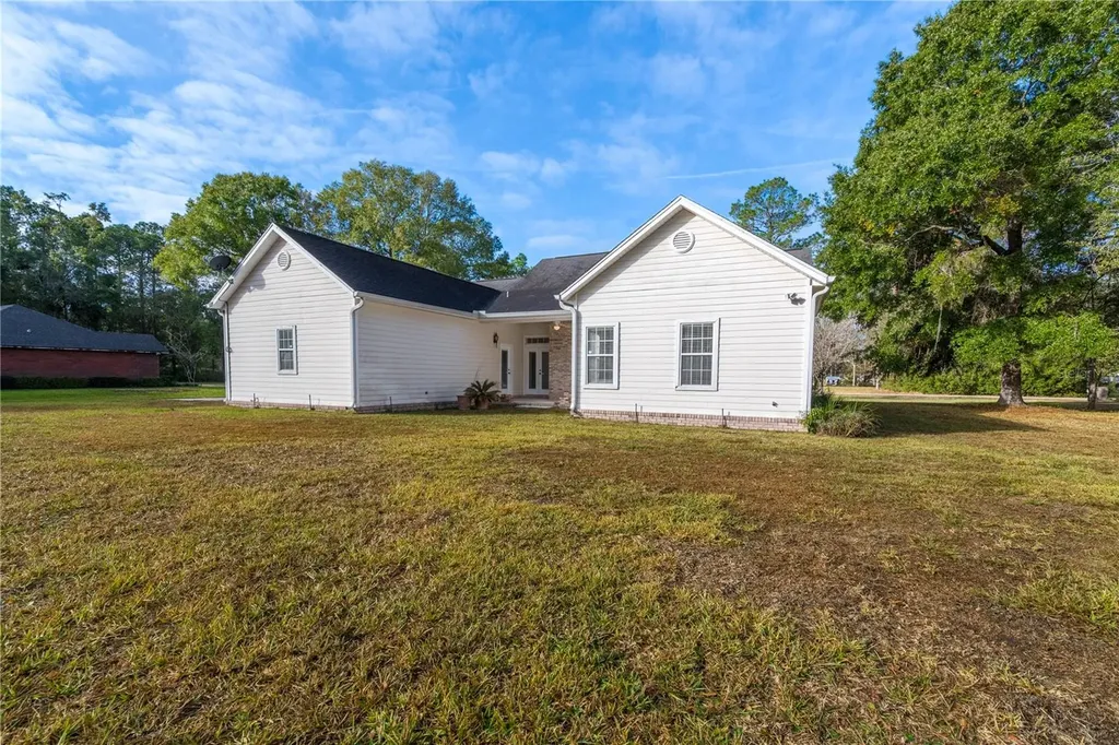15989 NE 15 Place Starke FL 32091