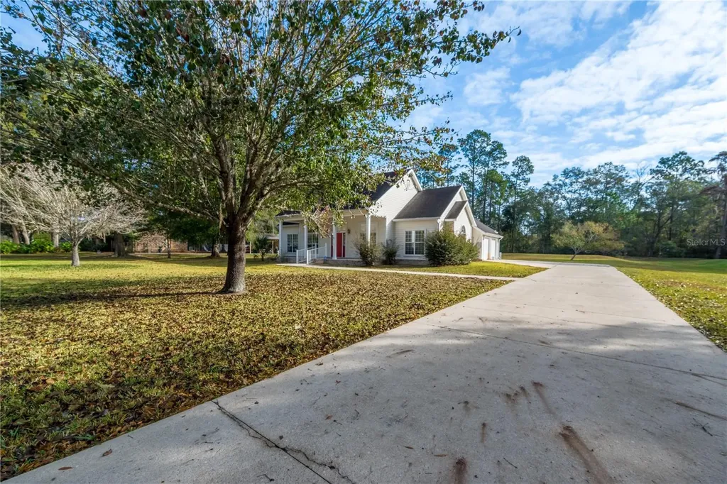 15989 NE 15 Place Starke FL 32091