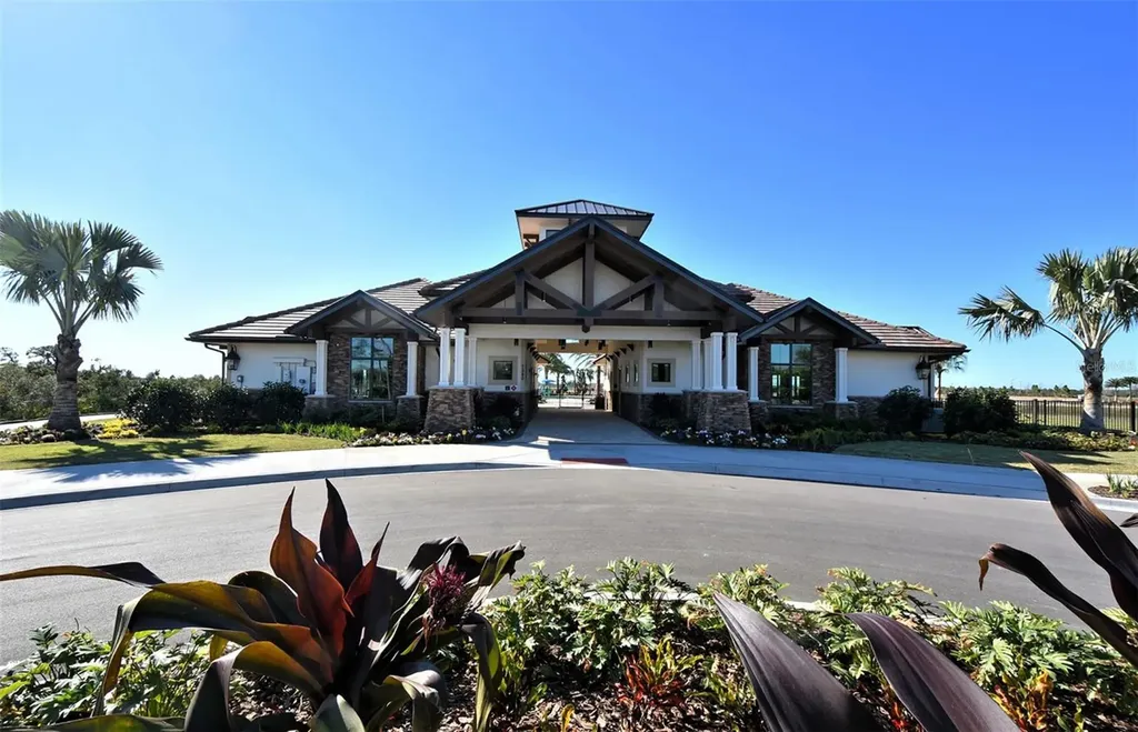 7504 Windy Hill Cove Lakewood Ranch FL 34202