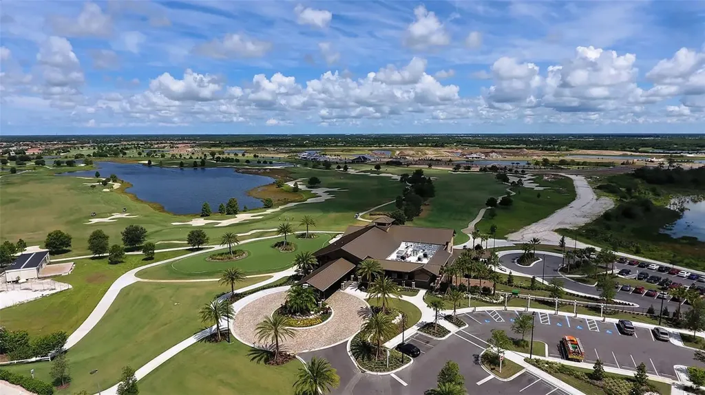 7504 Windy Hill Cove Lakewood Ranch FL 34202