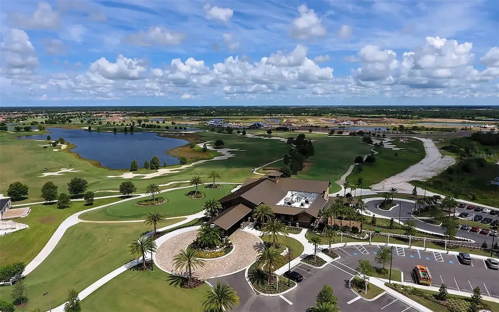 7504 Windy Hill Cove Lakewood Ranch FL 34202