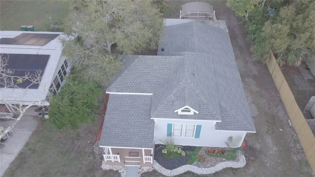 5548 11th Street Zephyrhills FL 33542