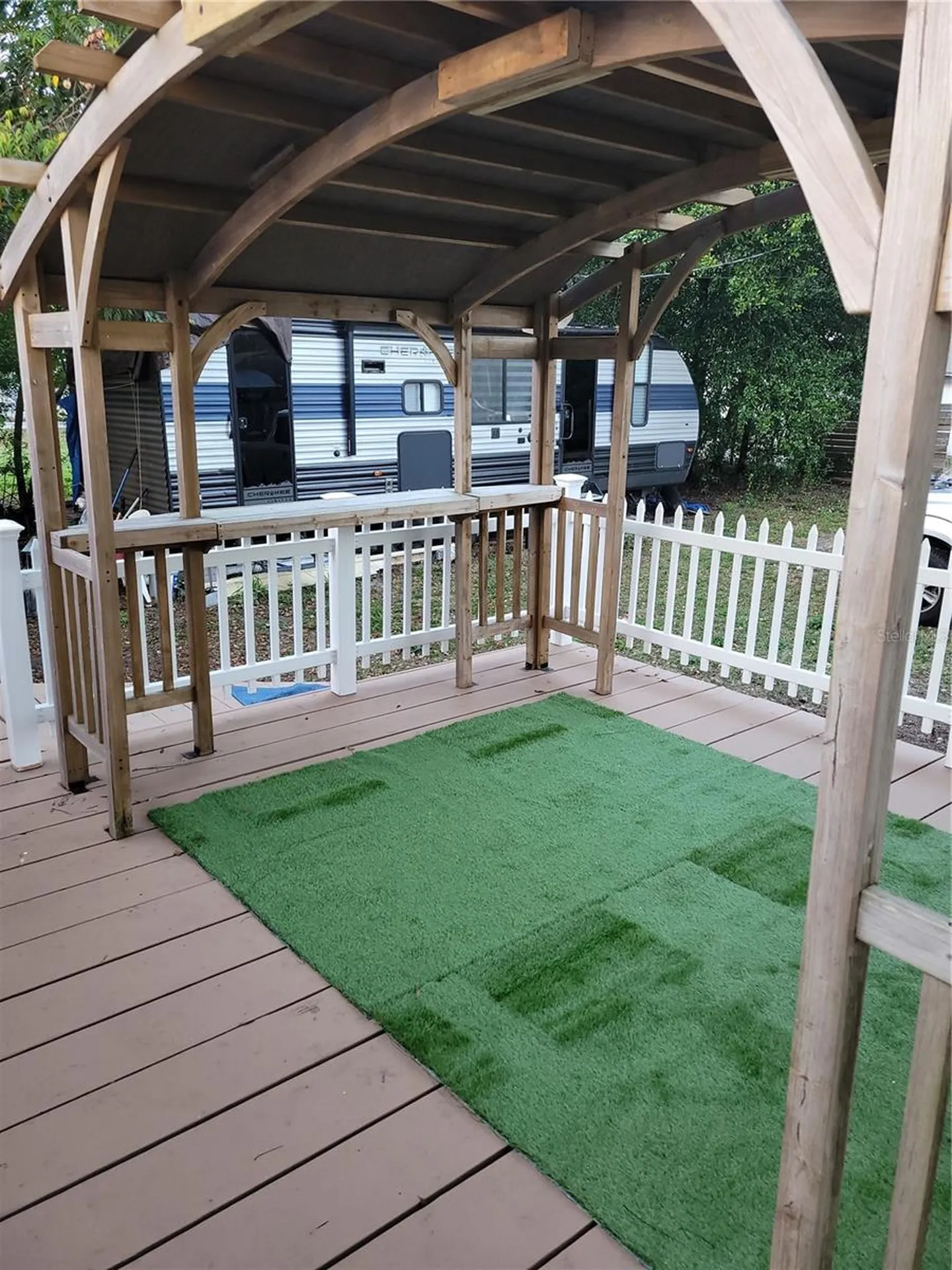 5548 11th Street Zephyrhills FL 33542