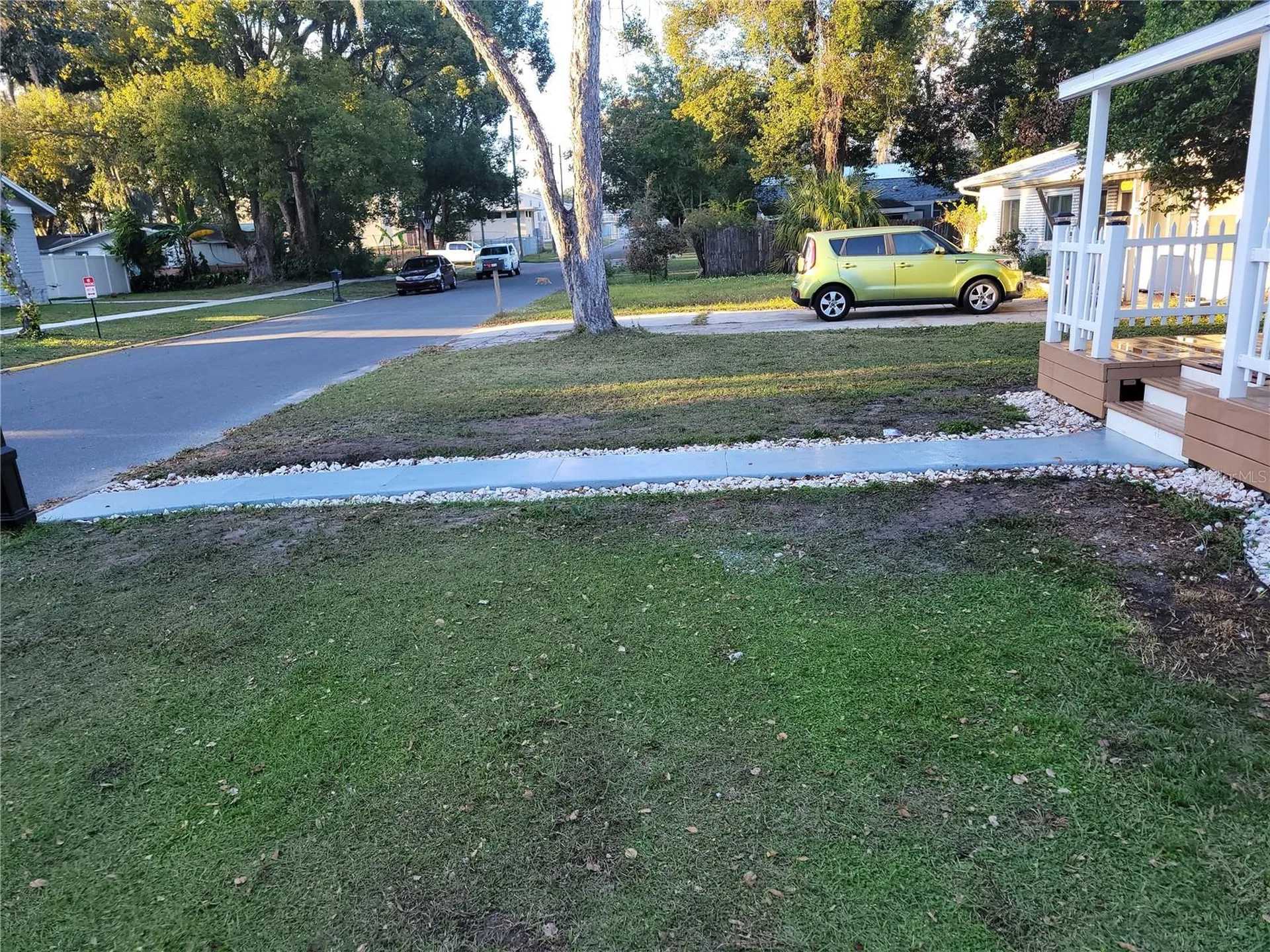 5548 11th Street Zephyrhills FL 33542