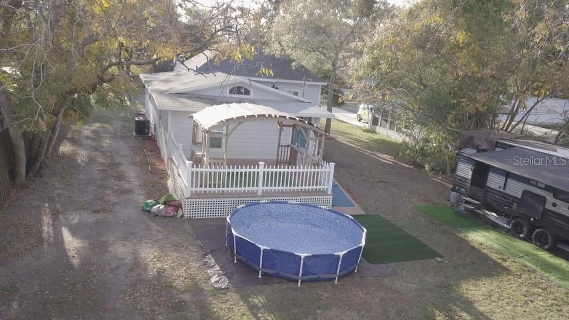 5548 11th Street Zephyrhills FL 33542