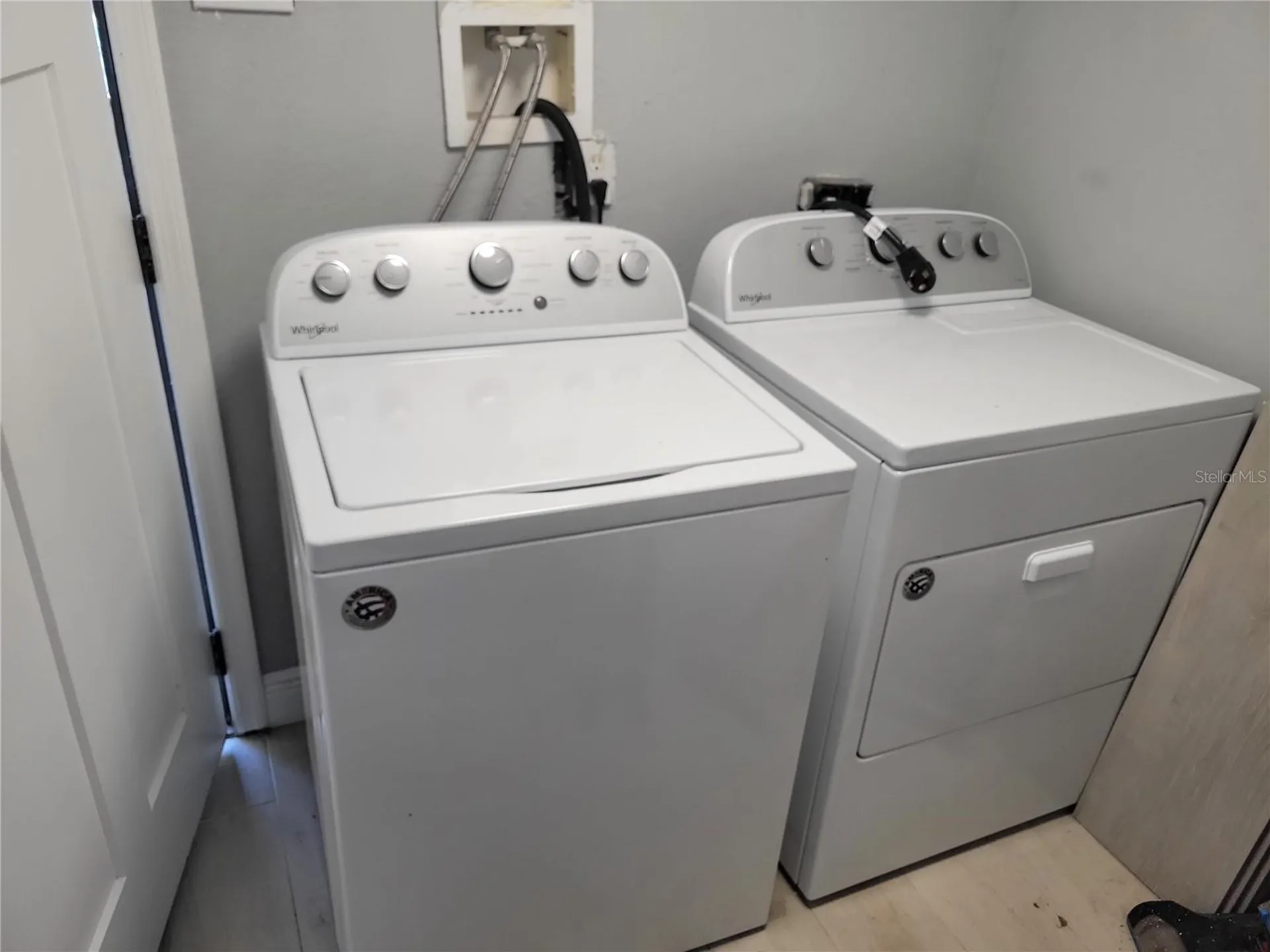 5548 11th Street Zephyrhills FL 33542