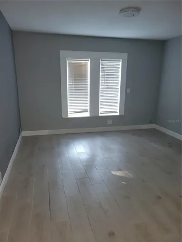 5548 11th Street Zephyrhills FL 33542