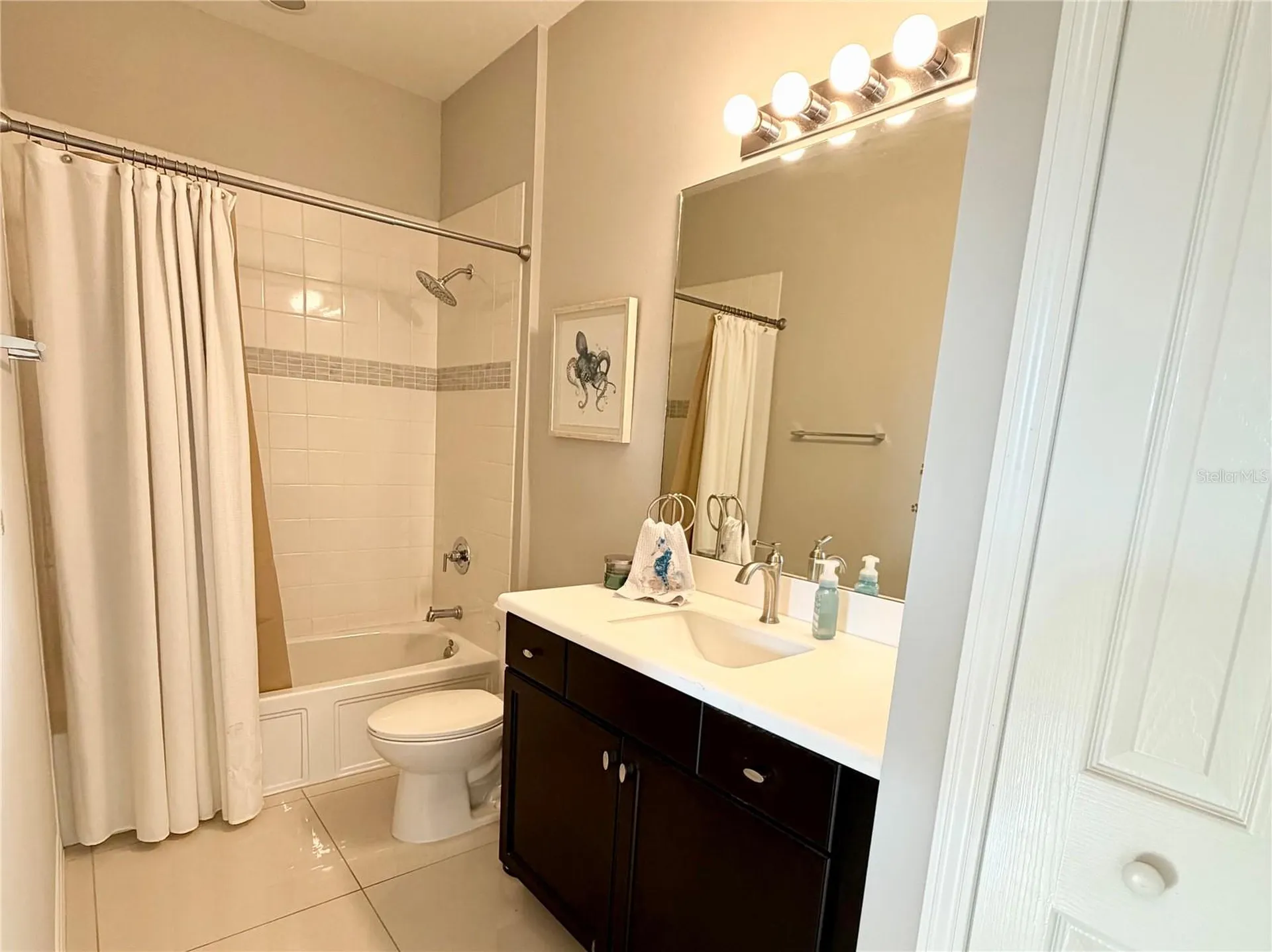 3105 Trustee Avenue Sarasota FL 34243