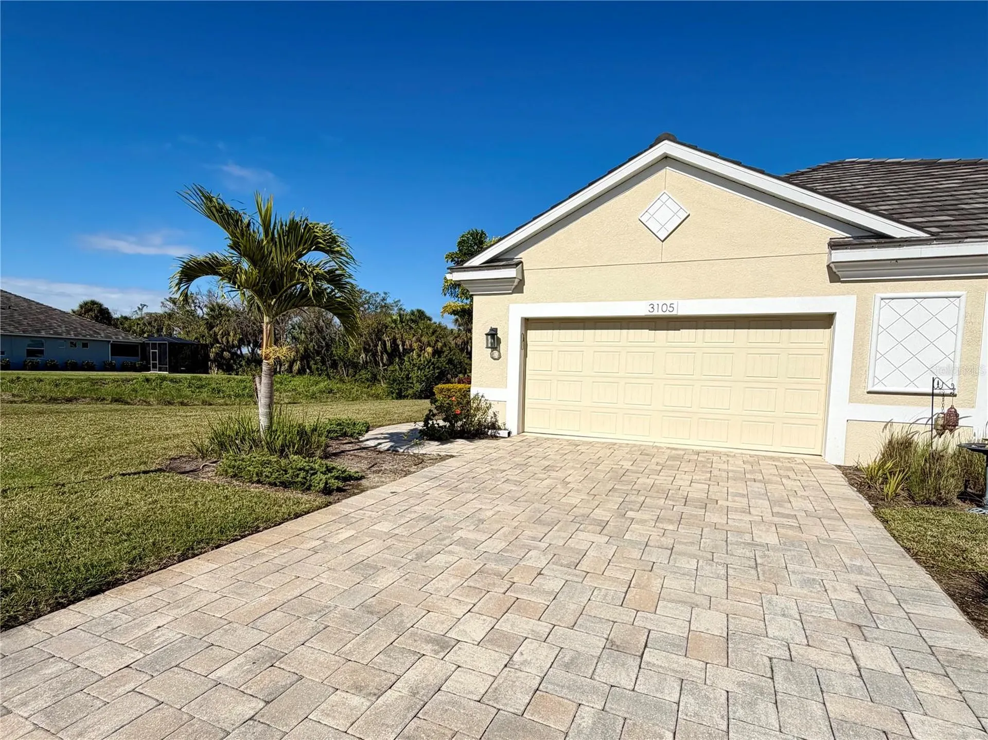 3105 Trustee Avenue Sarasota FL 34243