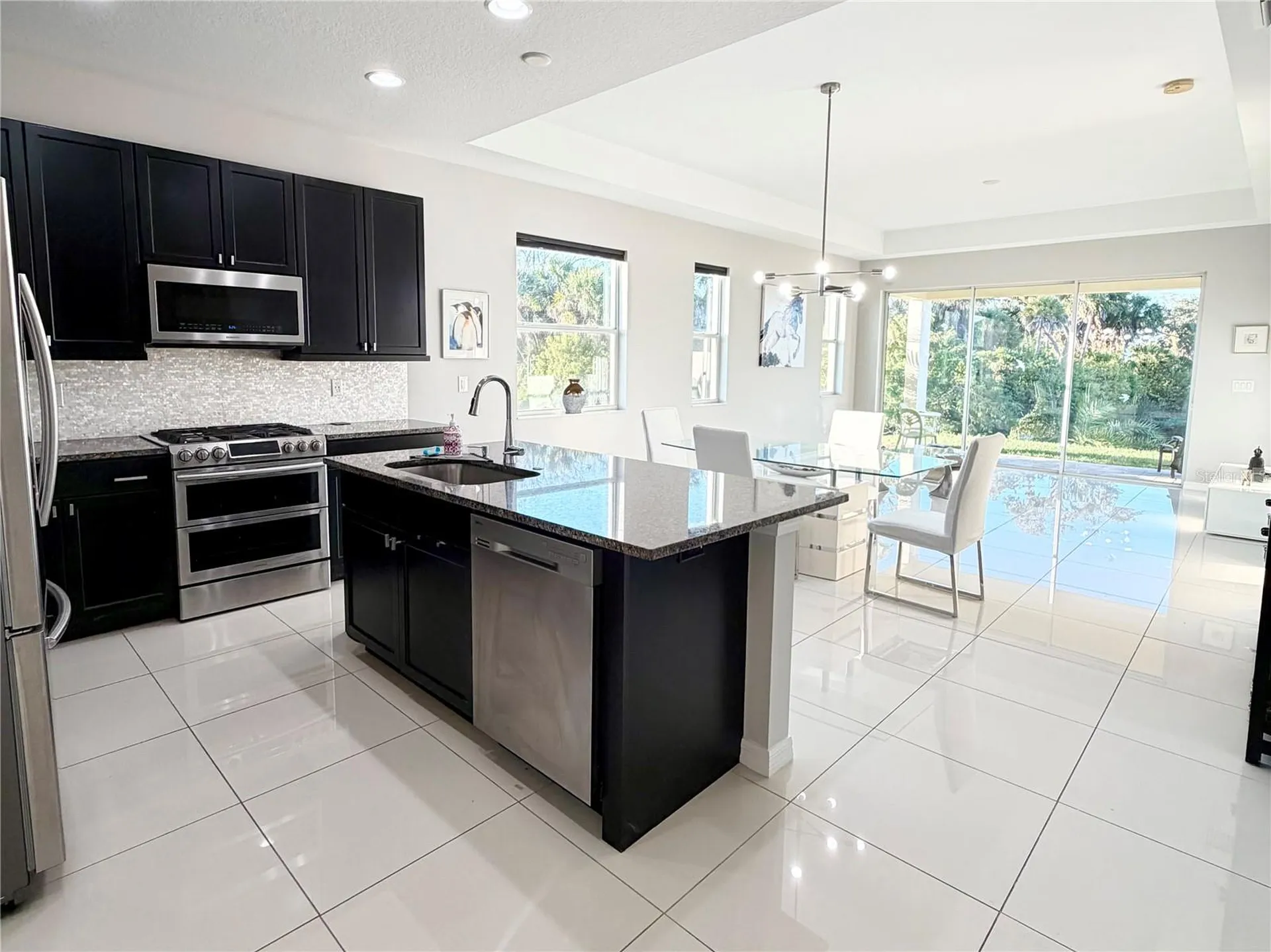 3105 Trustee Avenue Sarasota FL 34243